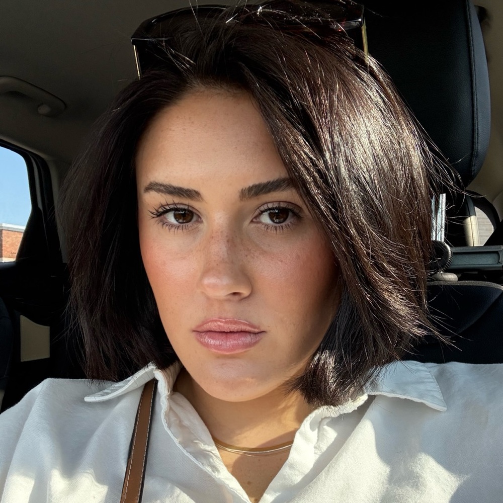 Meet your Posher, Alissa